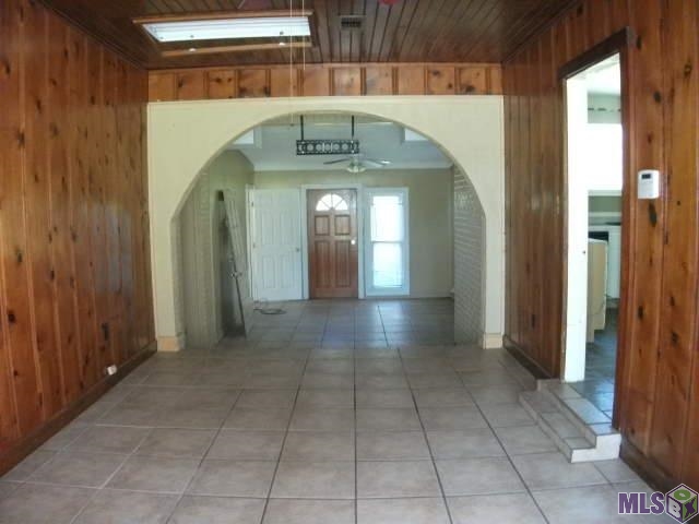6455 Brownfields Drive Baton Rouge, LA 70811 - Photo 2 of 18