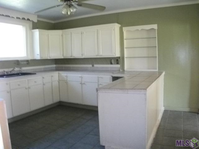 6455 Brownfields Drive Baton Rouge, LA 70811 - Photo 3 of 18