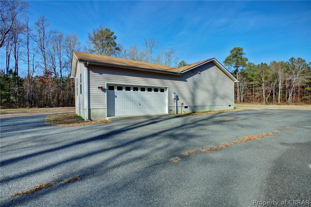 2505 Apple Grove Road Kilmarnock, VA 22482 - Photo 3 of 30 Gallery Image 3