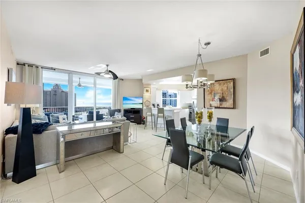 $14,000 | 400 Flagship Drive, Unit 902, Naples, FL 34108