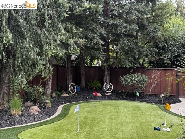 550 Rutherford Circle Brentwood, CA 94513 - Photo 20 of 28 Fenced backyard with a putting area