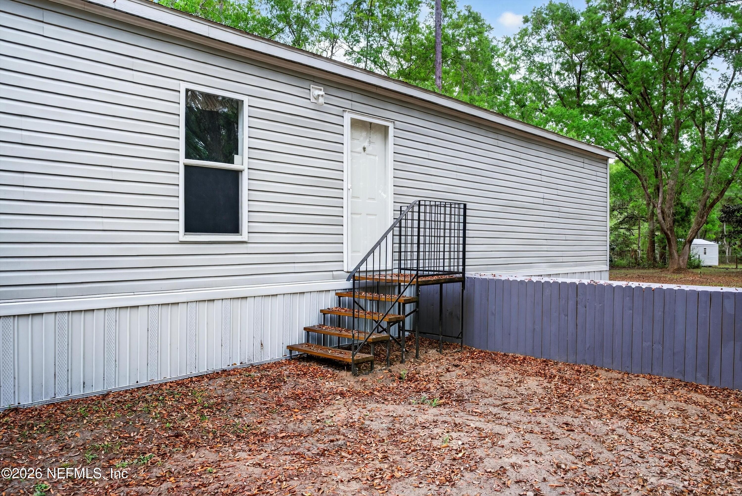 86204 Bladon Road Yulee, FL 32097 - Photo 30 of 46 Front entrance