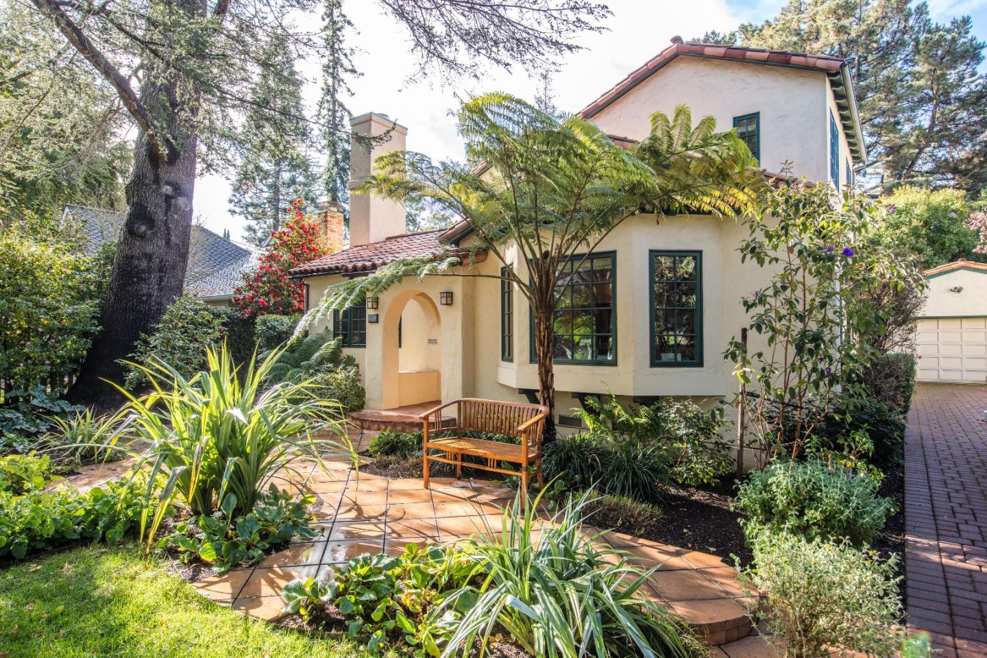 113 Princeton Road Menlo Park, CA 94025 - Photo 3 of 29