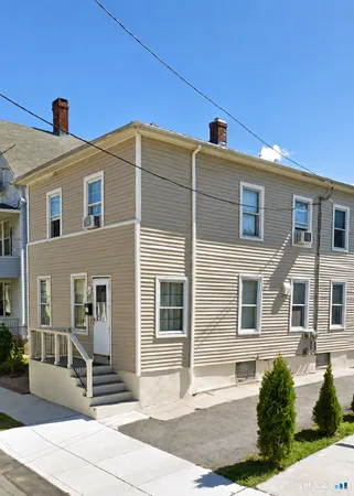 $1,450 | 17 North Spring Street, Unit 1, Meriden, CT 06451
