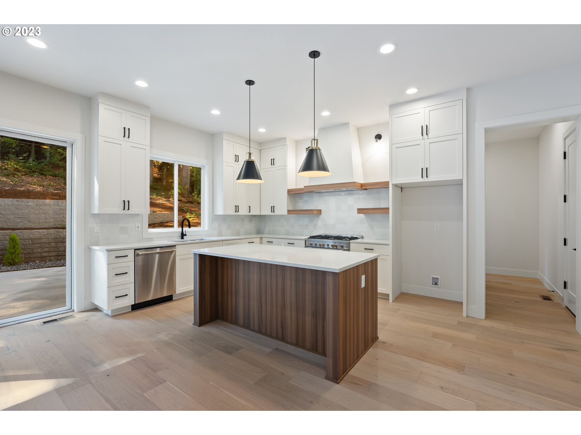 5218 Southwest Boundary Street Portland, OR 97221 - Photo 16 of 48