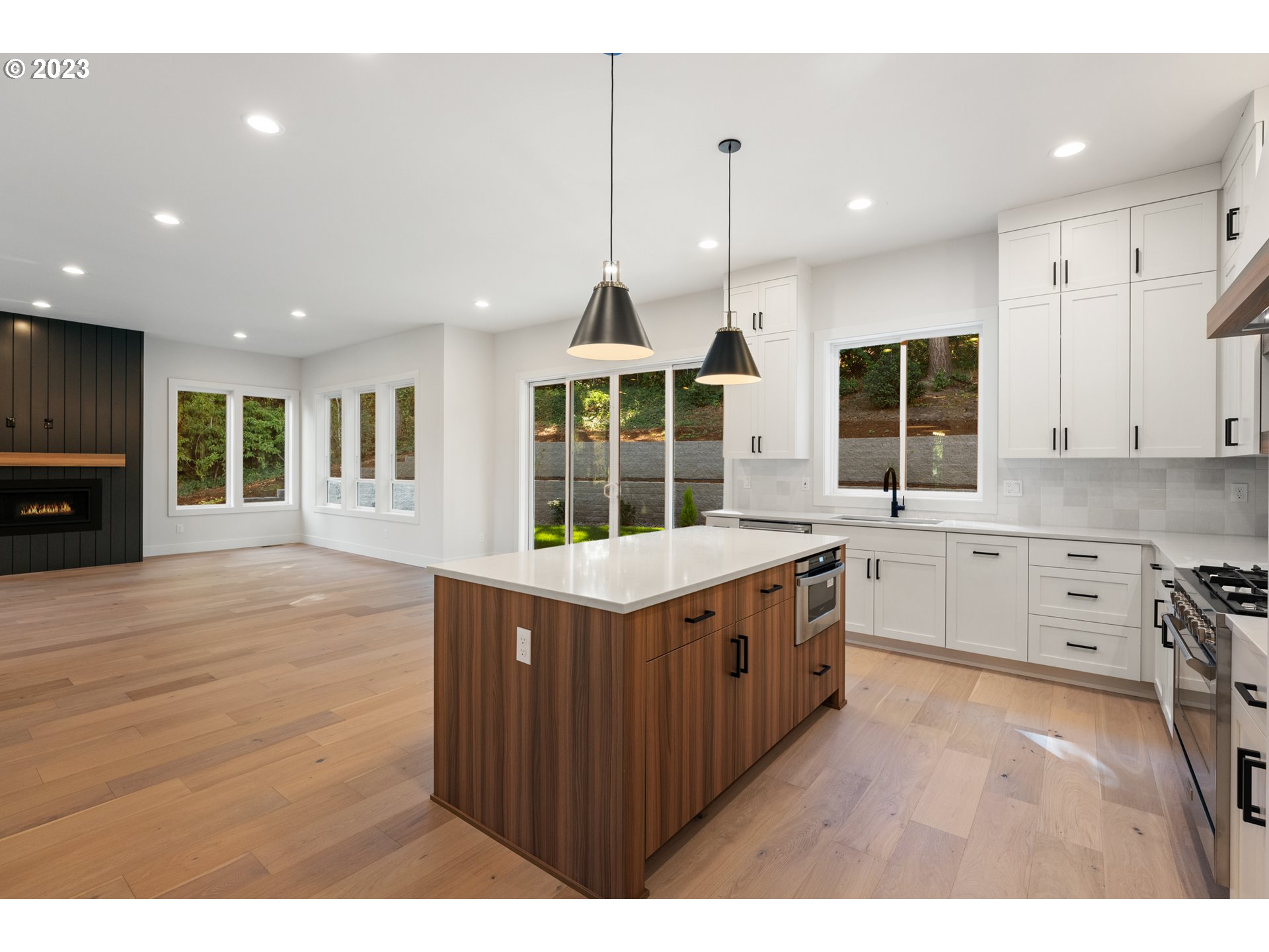 5218 Southwest Boundary Street Portland, OR 97221 - Photo 8 of 48