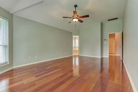 $365,000 | 930 Arbor Pine, Tomball, TX 77375