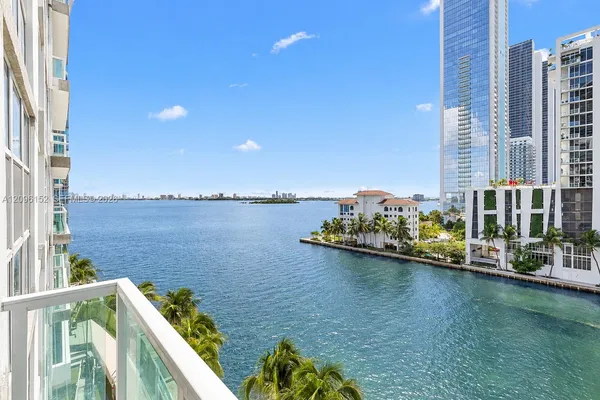 $2,800 | 500 Northeast 29th Street, Unit 804, Miami, FL 33137