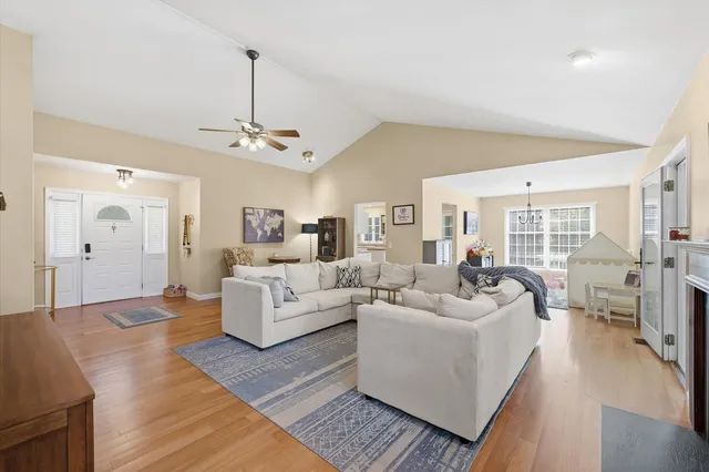 $324,900 | 2707 Cherry Hills Drive, Champaign, IL 61822