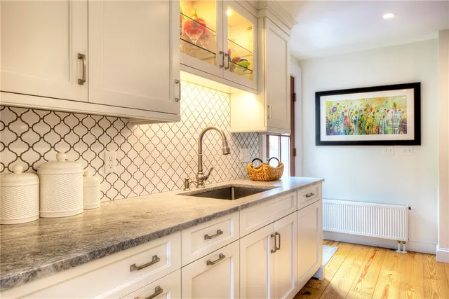 $25,000 | 204 Spring Street, Newport, RI 02840