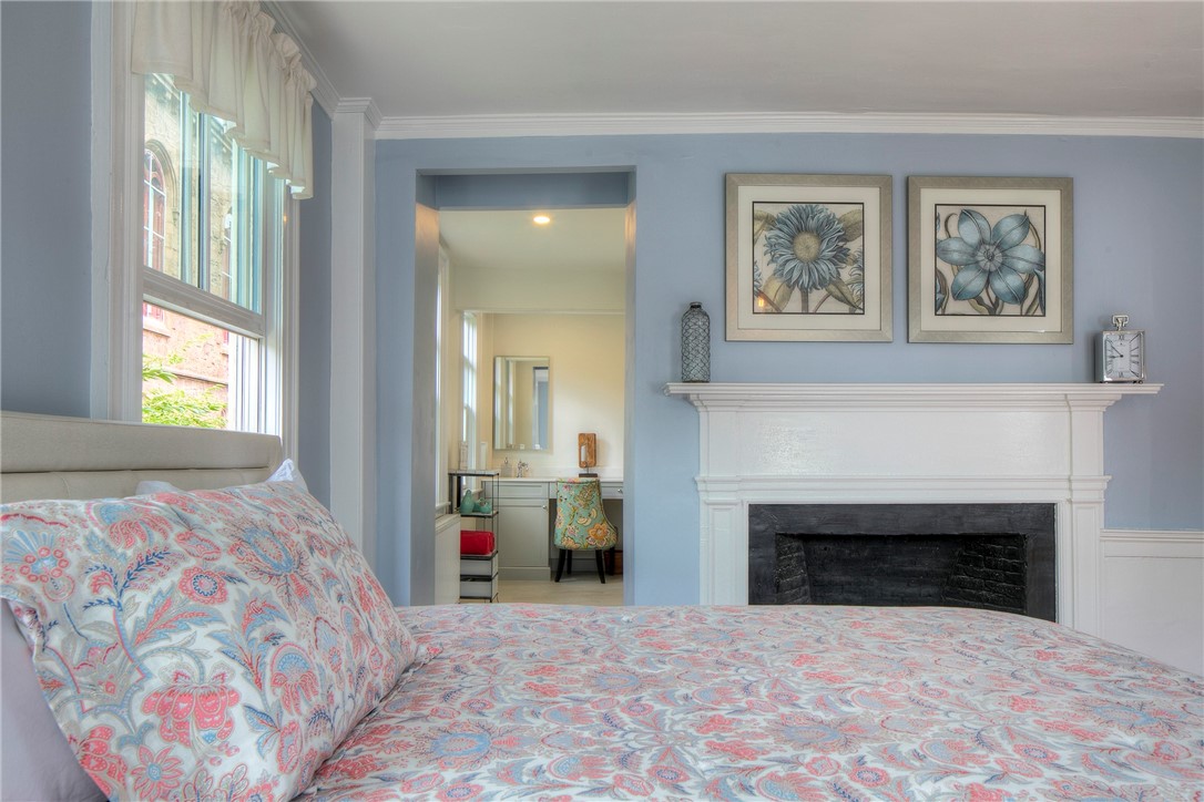 204 Spring Street Newport, RI 02840 - Photo 19 of 50