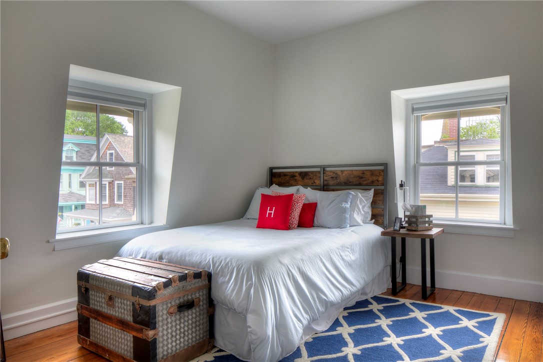 204 Spring Street Newport, RI 02840 - Photo 28 of 50