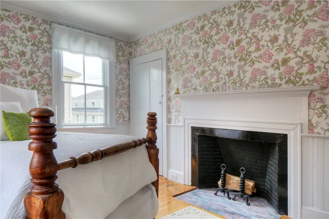 $25,000 | 204 Spring Street, Newport, RI 02840