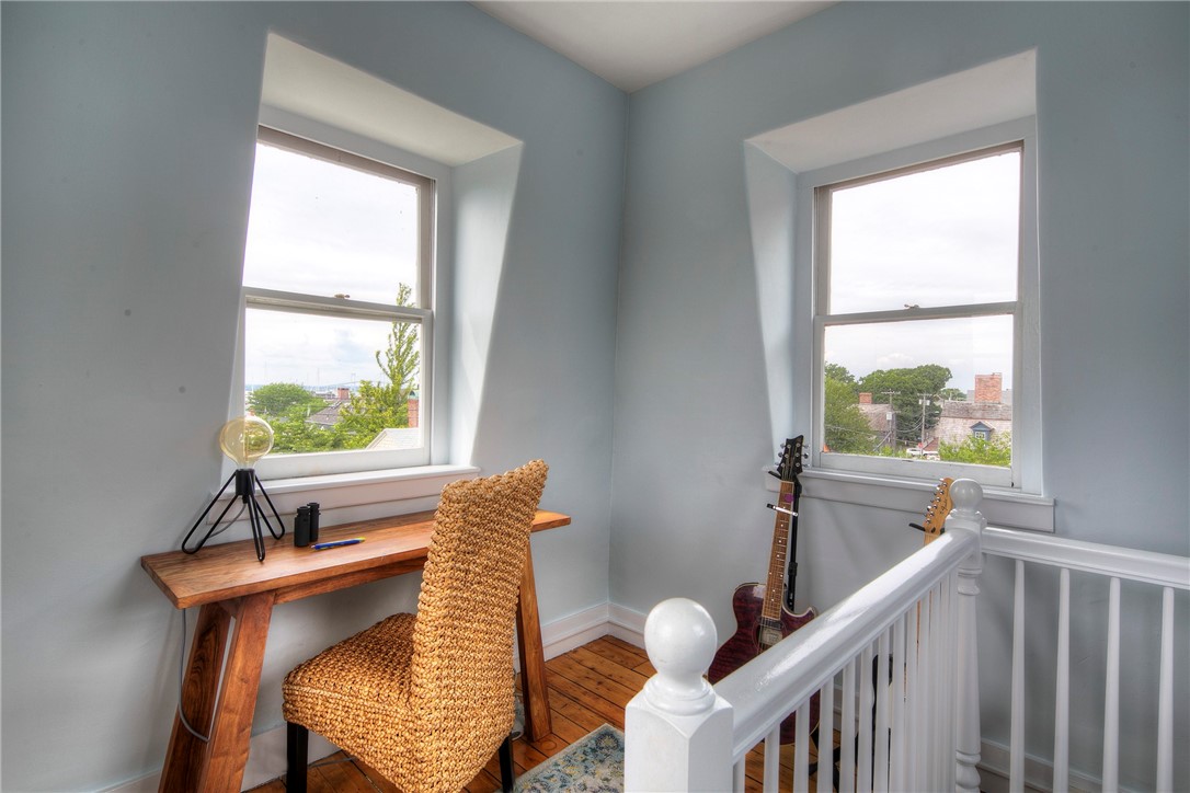 204 Spring Street Newport, RI 02840 - Photo 38 of 50