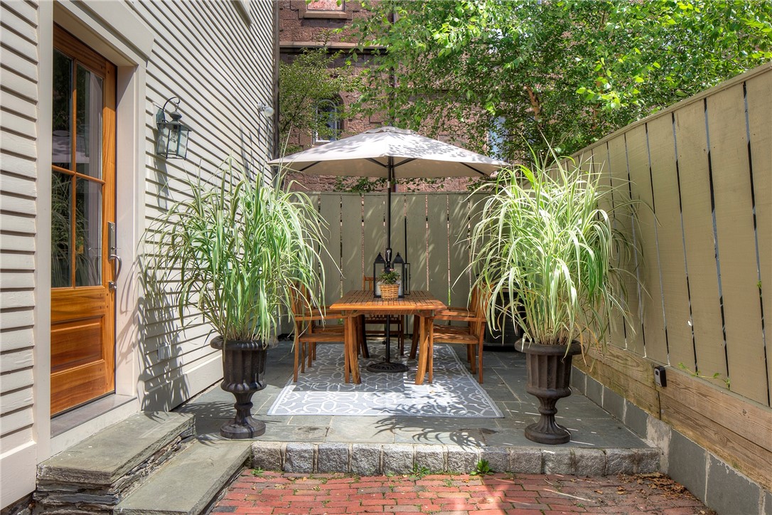 204 Spring Street Newport, RI 02840 - Photo 39 of 50