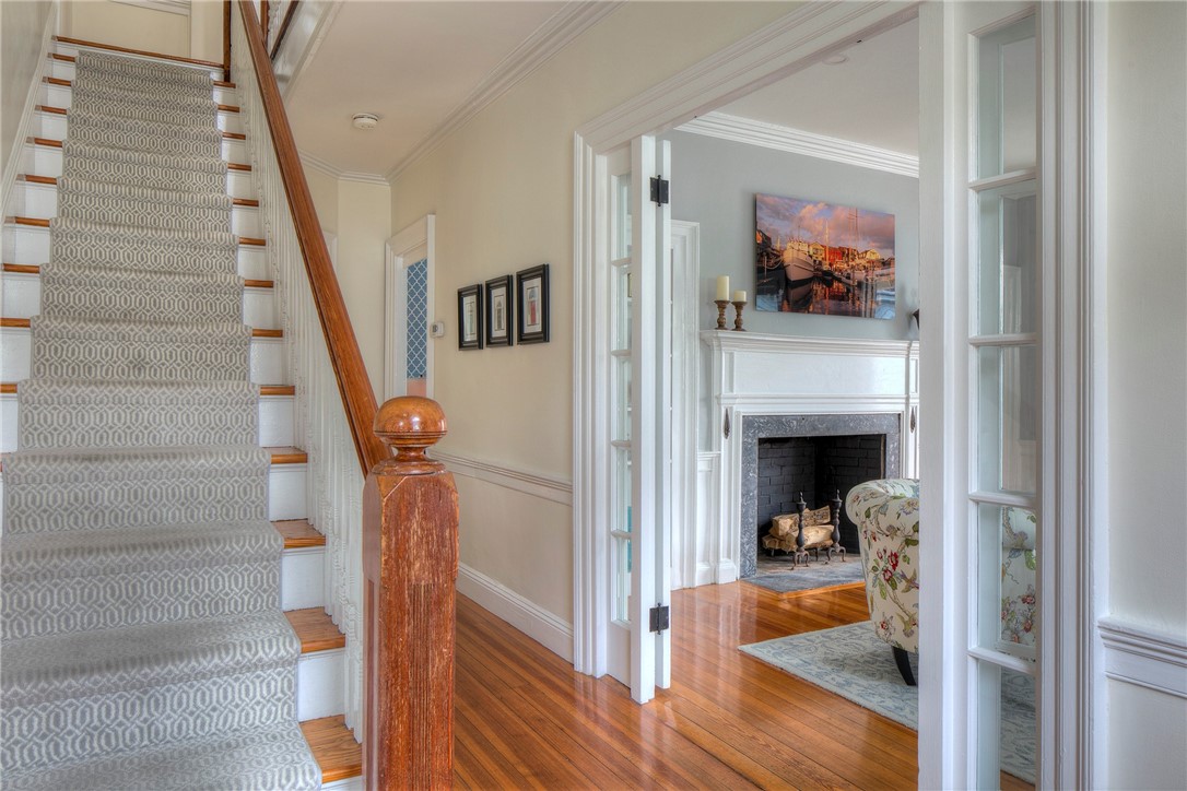 204 Spring Street Newport, RI 02840 - Photo 4 of 50
