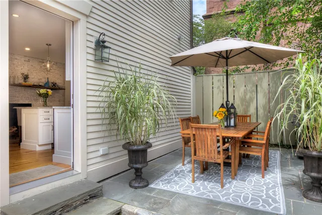 $25,000 | 204 Spring Street, Newport, RI 02840