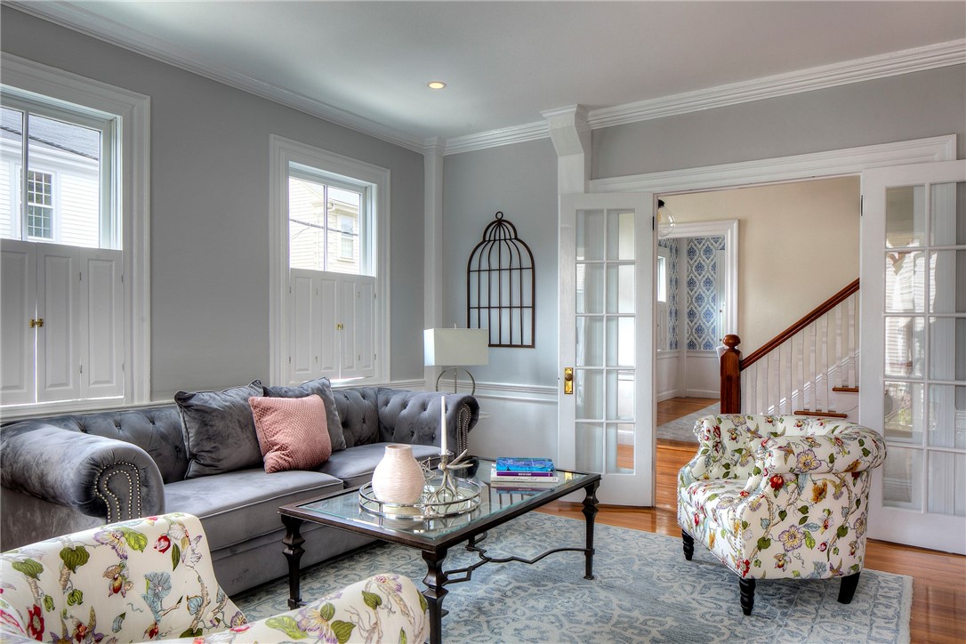 204 Spring Street Newport, RI 02840 - Photo 6 of 50