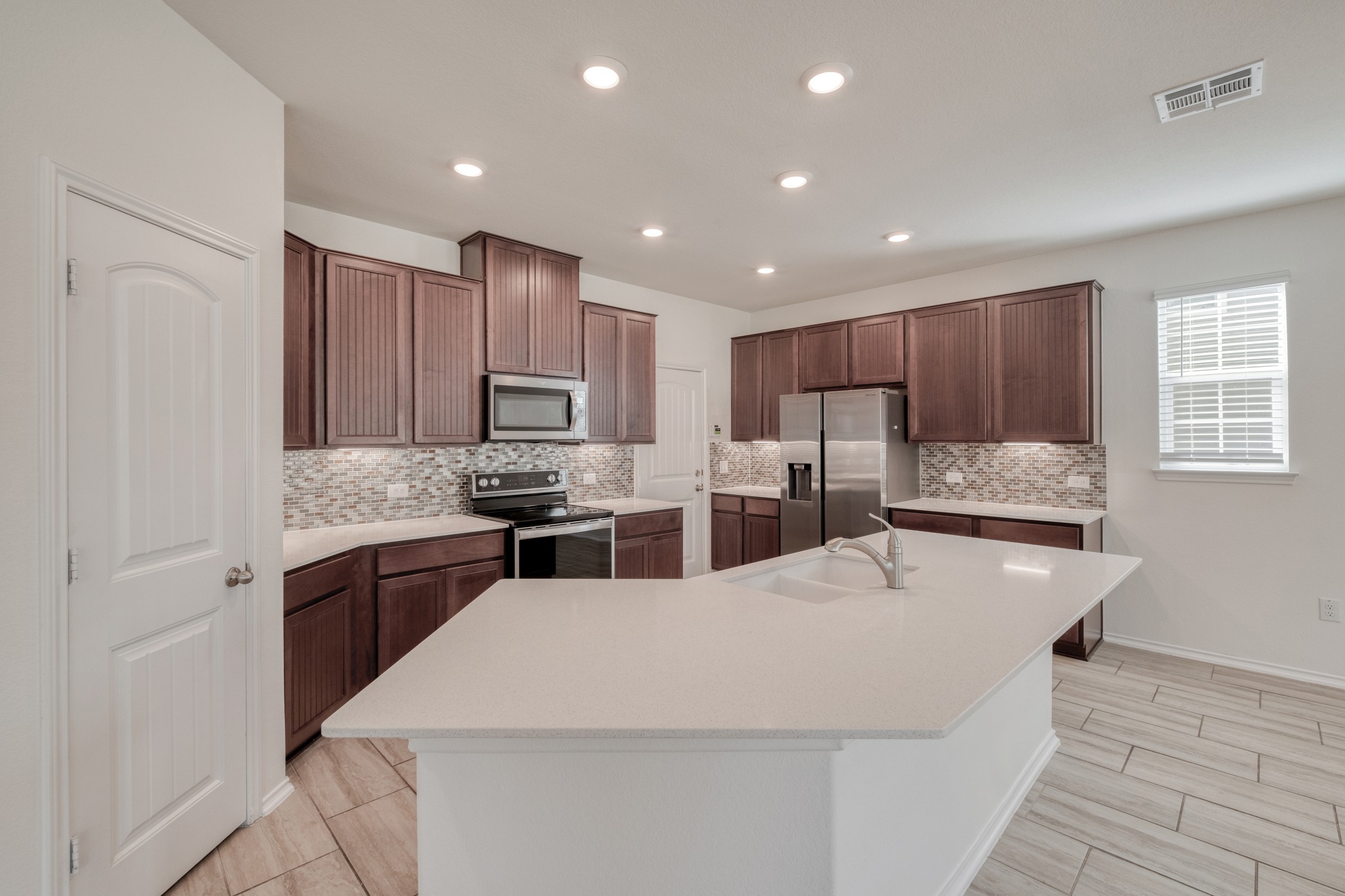 185 Azure Cove Kyle, TX 78640 - Photo 3 of 20 Gallery Image 3