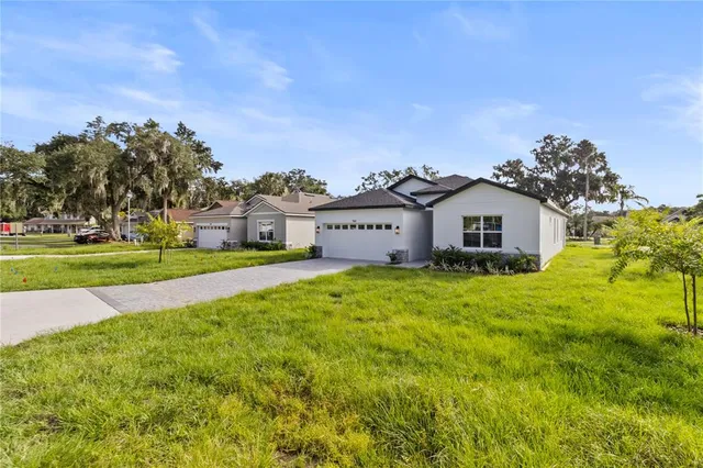 $364,900 | 941 Belle Oak Drive, Leesburg, FL 34748