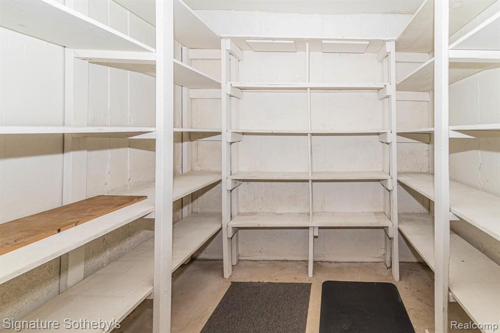 35917 West 14 Mile Road Farmington Hills, MI 48331 - Photo 44 of 57