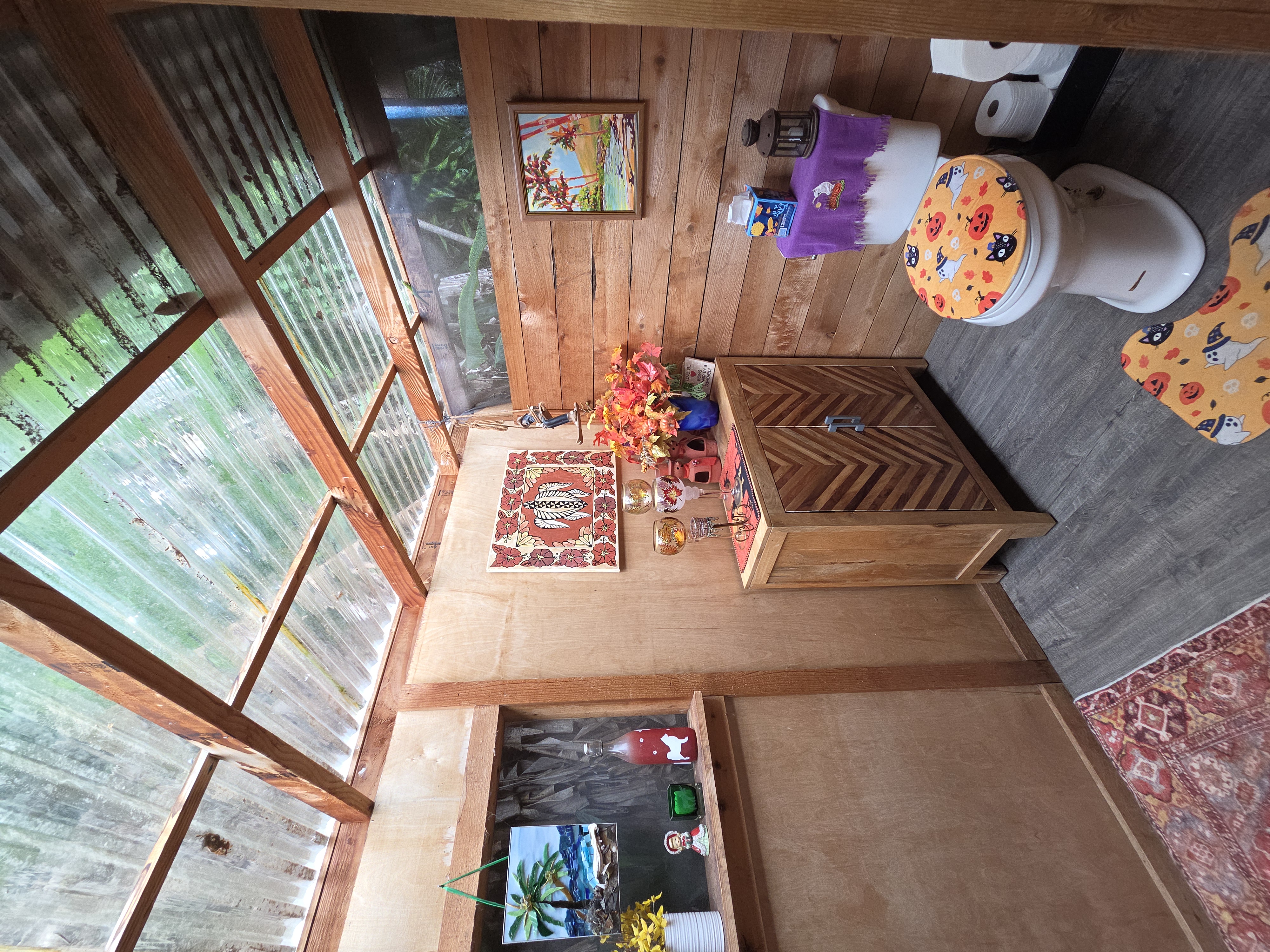 83-5782 Napoopoo Road Captain Cook, HI 96704 - Photo 20 of 30 a living room with furniture and a window