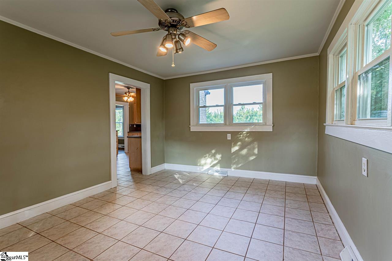 1015 Cely Road Easley, SC 29642 - Photo 13 of 15