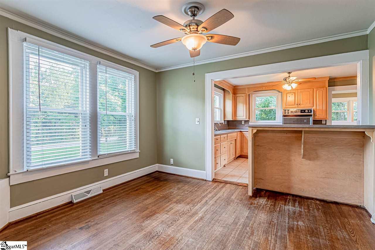 1015 Cely Road Easley, SC 29642 - Photo 7 of 15