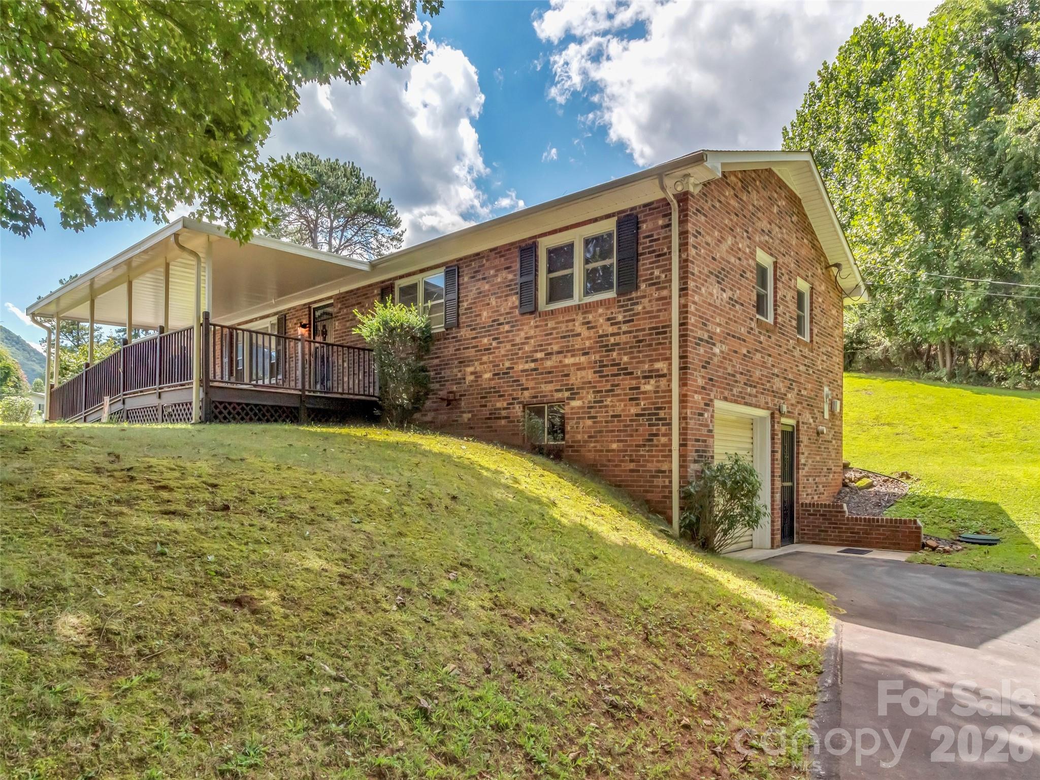 250 Reeves Cove Road Candler, NC 28715 - Photo 34 of 48 Gallery Image 34