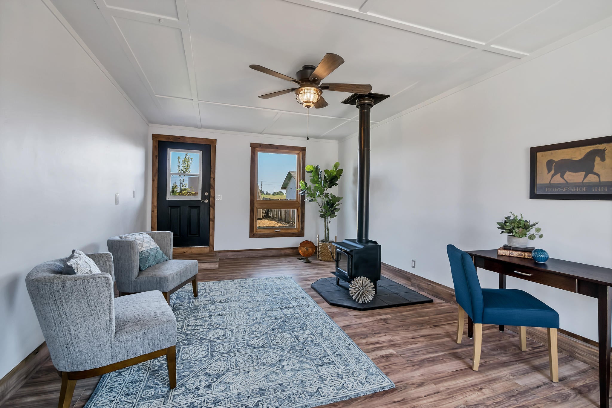 124 Southwest 2nd Street Redmond, OR 97756 - Photo 16 of 26 DSC06377