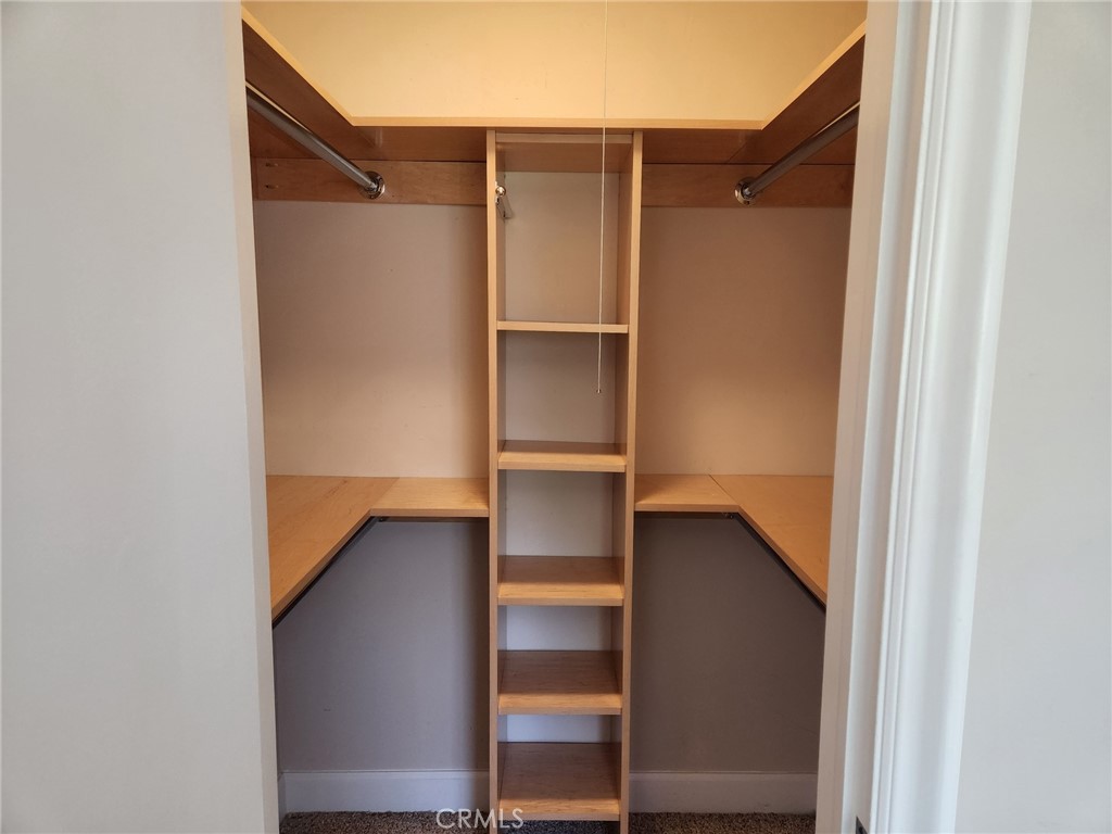 118 Whiting Street, Unit 3 El Segundo, CA 90245 - Photo 7 of 12 Walk -in closet