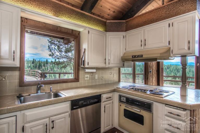 16665 Fair Mile Road Sisters, OR 97759 - Photo 9 of 25 Additional Photo