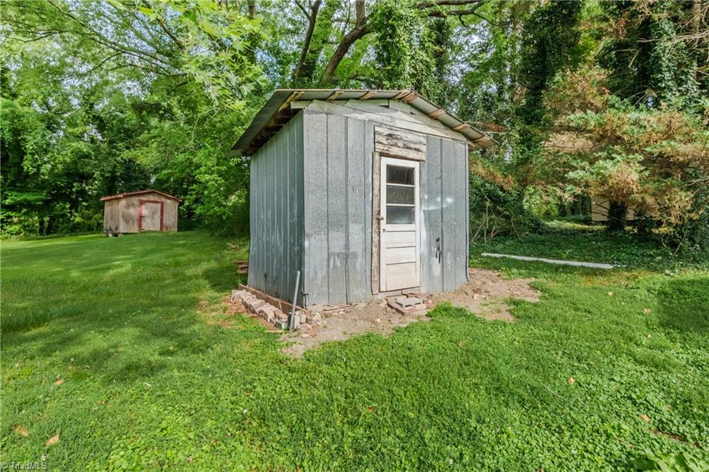 413 Junction Street Mount Airy, NC 27030 - Photo 30 of 30