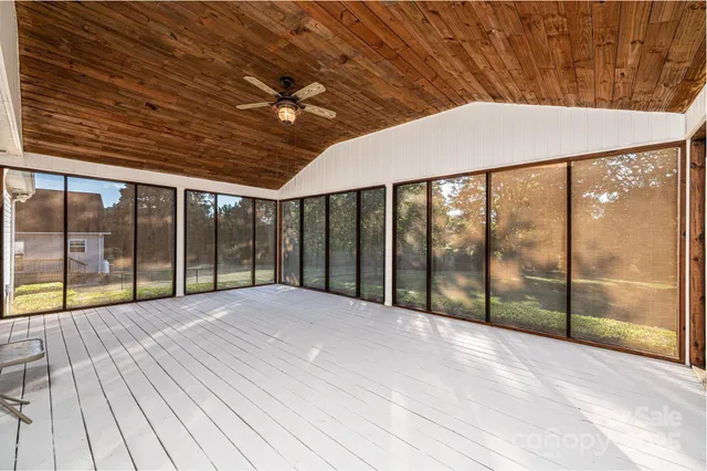 $305,000 | 1462 Farmington Hills Drive, Conover, NC 28613