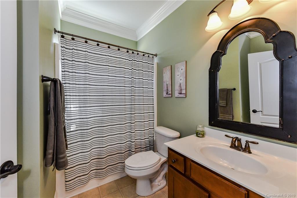16822 Rudence Court Charlotte, NC 28278 - Photo 17 of 31 Gallery Image 17