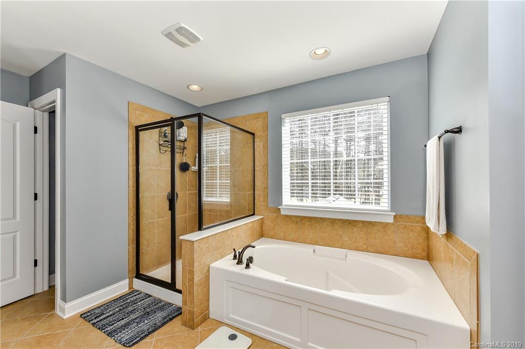 16822 Rudence Court Charlotte, NC 28278 - Photo 23 of 31 Gallery Image 23