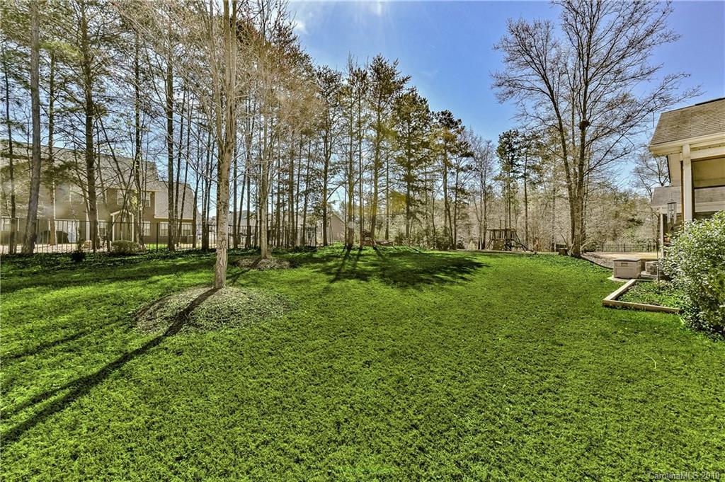 16822 Rudence Court Charlotte, NC 28278 - Photo 31 of 31 Gallery Image 31