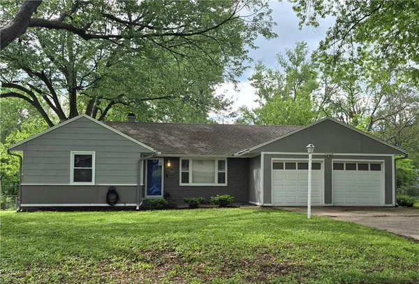 $260,000 | 4318 North Lister Avenue, Kansas City, MO 64117