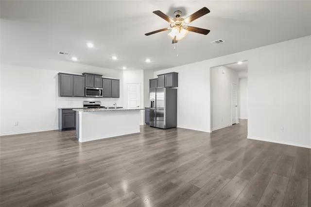 $2,200 | 812 Indigo Road, Princeton, TX 75407