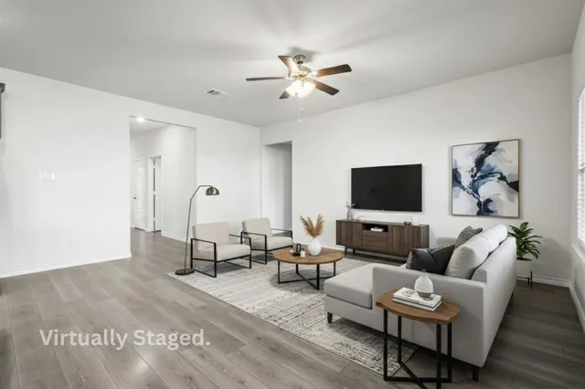 $2,200 | 812 Indigo Road, Princeton, TX 75407