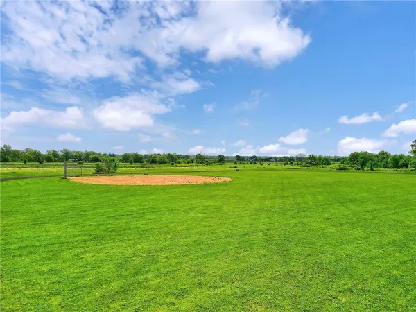 $125,000 | 35747 Oxford Avenue, Center City, MN 55012