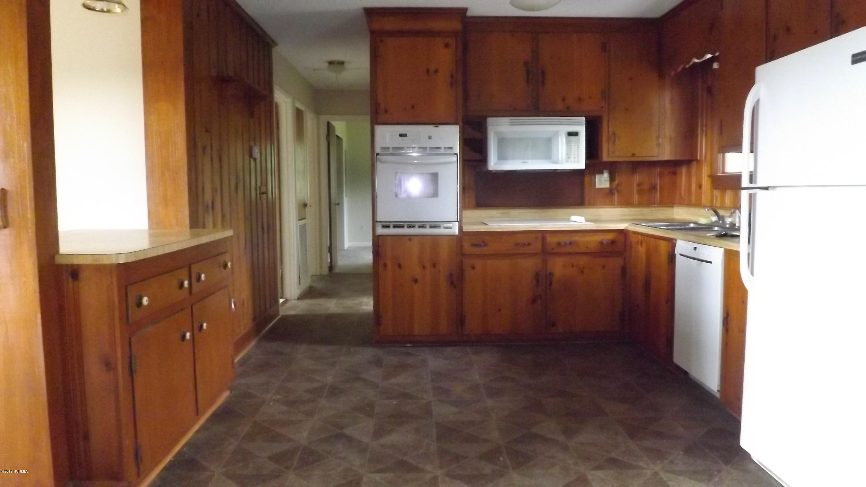1620 Fenner Road Rocky Mount, NC 27804 - Photo 6 of 15 DSCF5172