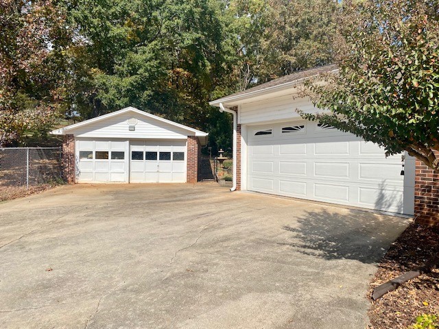 206 Lakecrest Road Anderson, SC 29625 - Photo 23 of 25 Gallery Image 23