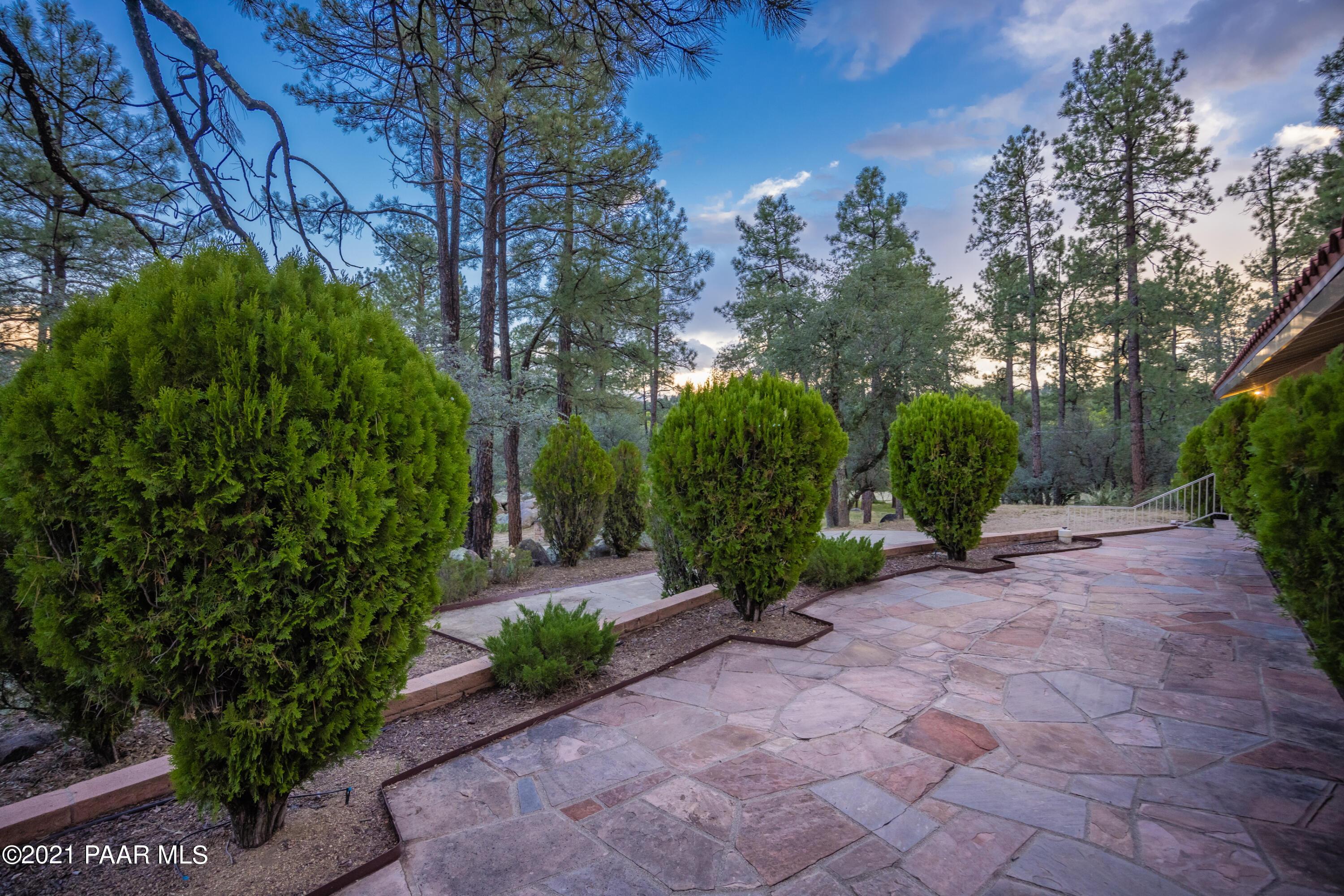 901 Norris Road Prescott, AZ 86305 - Photo 11 of 34 Front Patio