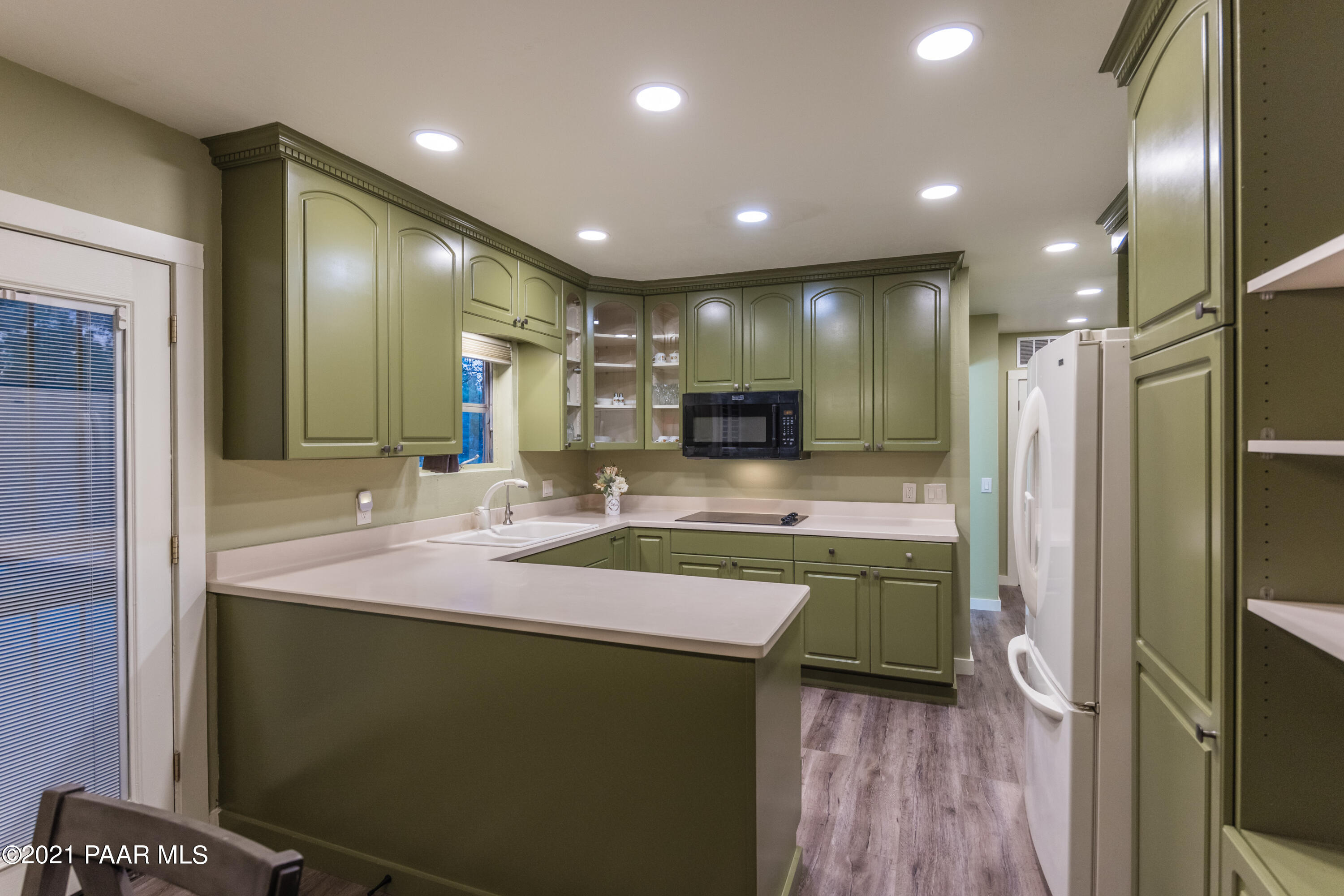 901 Norris Road Prescott, AZ 86305 - Photo 18 of 34 Kitchen