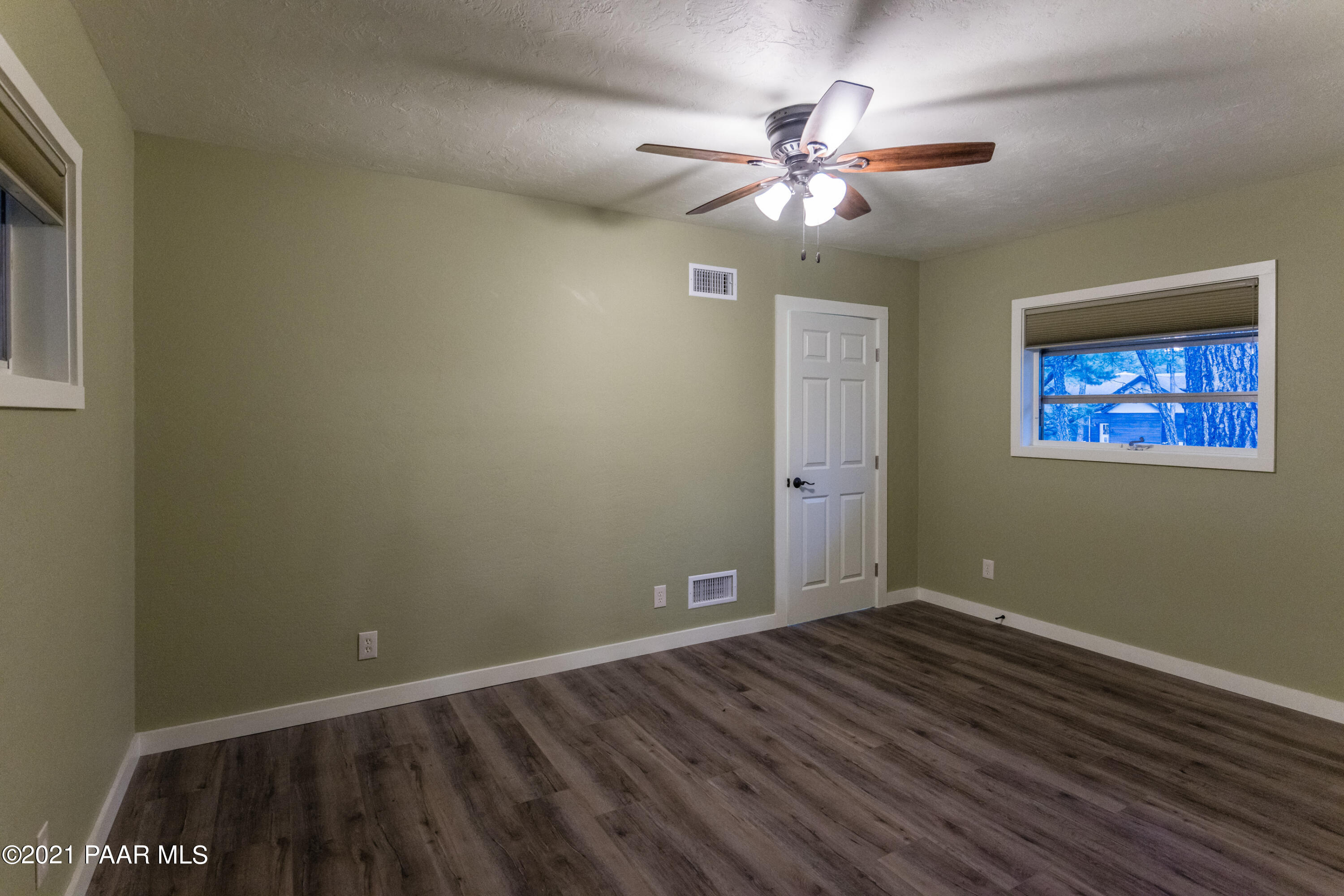 901 Norris Road Prescott, AZ 86305 - Photo 23 of 34 Bedroom 3