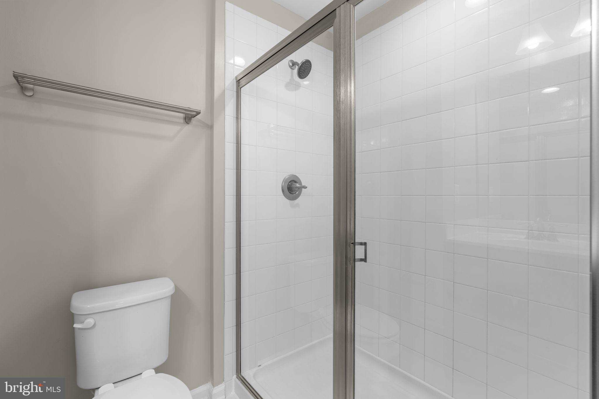 7315 Old Calvary Road Hanover, MD 21076 - Photo 22 of 45 Primary Bathroom