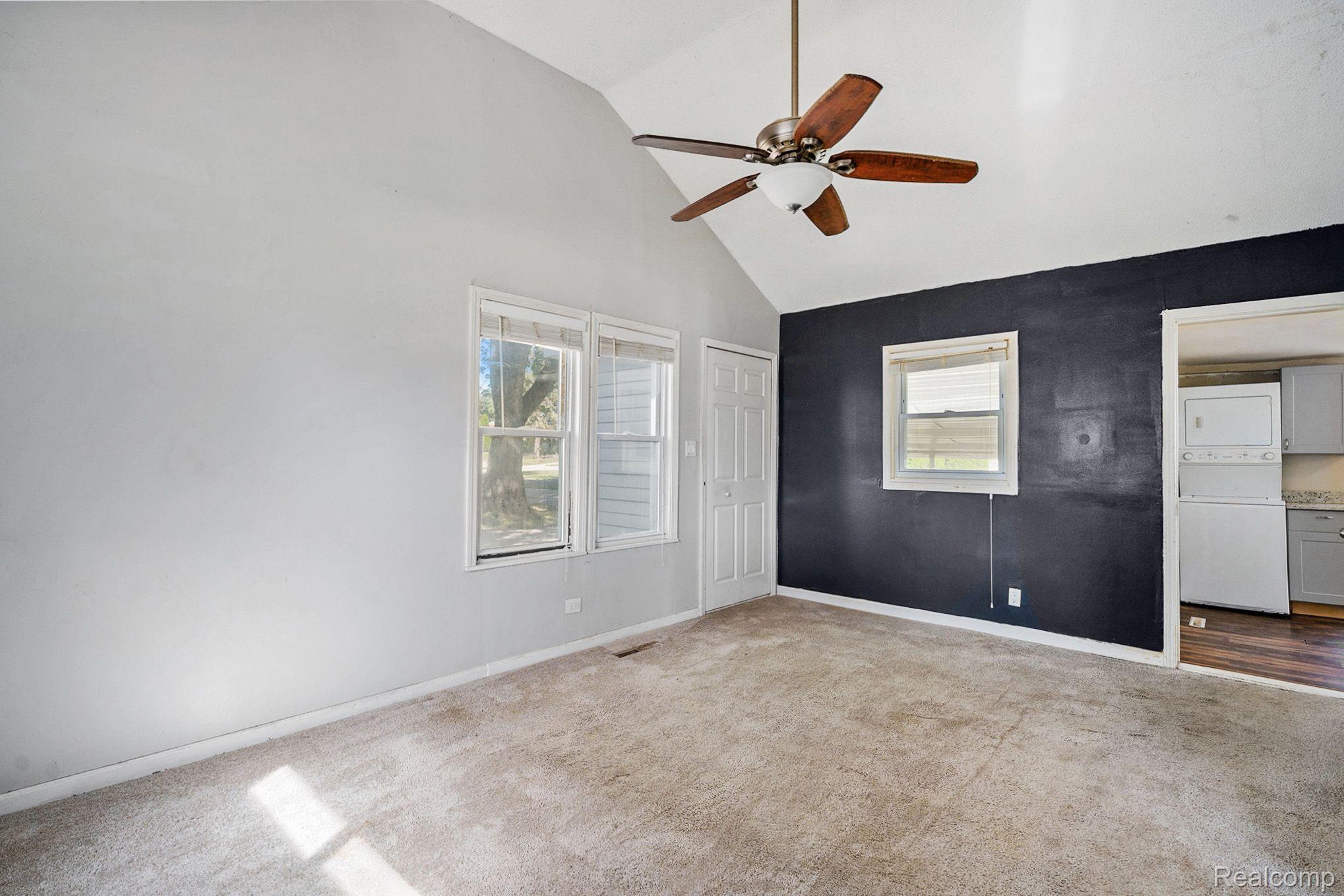 3067 South Adams Road Rochester, MI 48309 - Photo 21 of 33