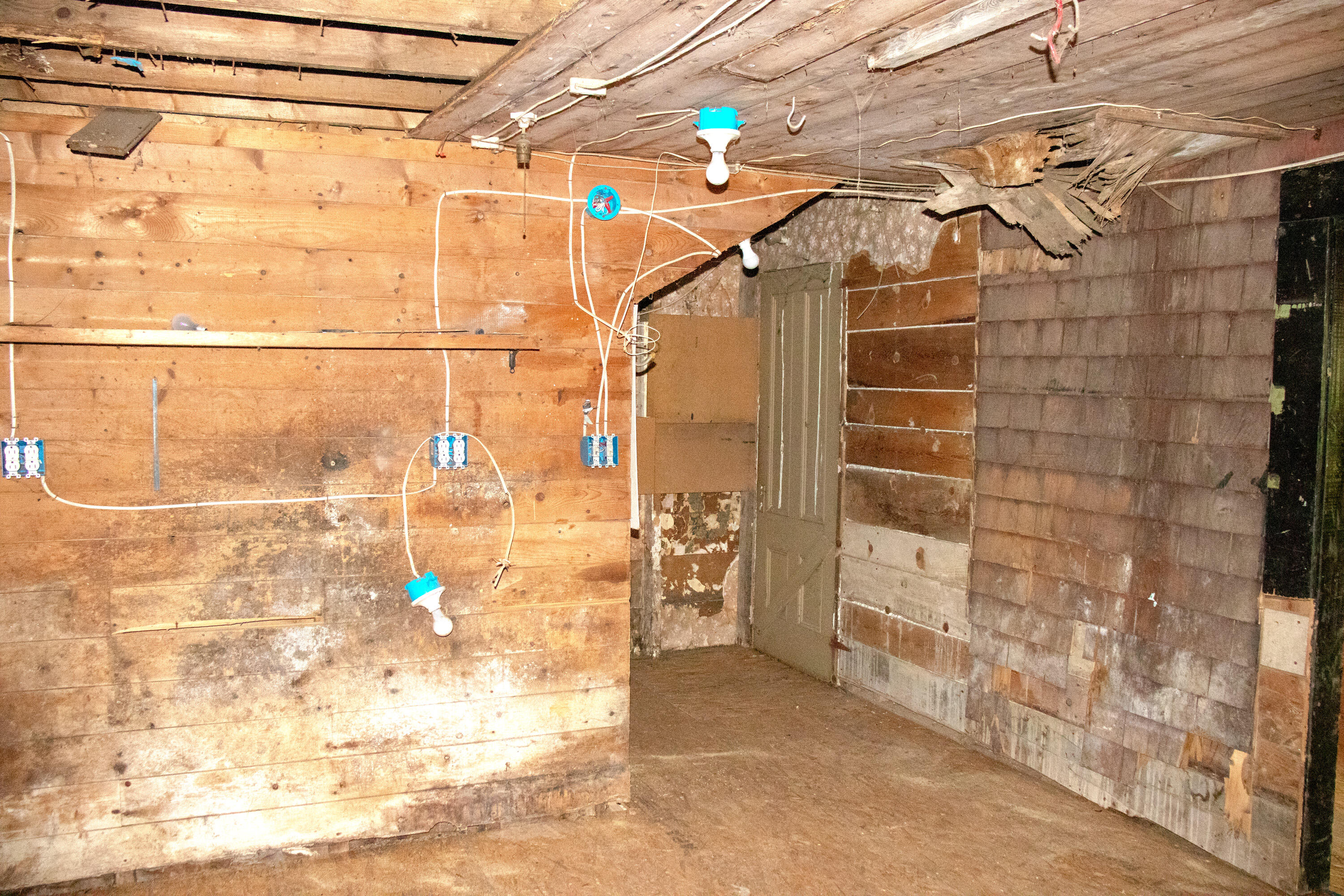 16 Gerry Road Sherman, ME 04776 - Photo 51 of 61 49 - Garage