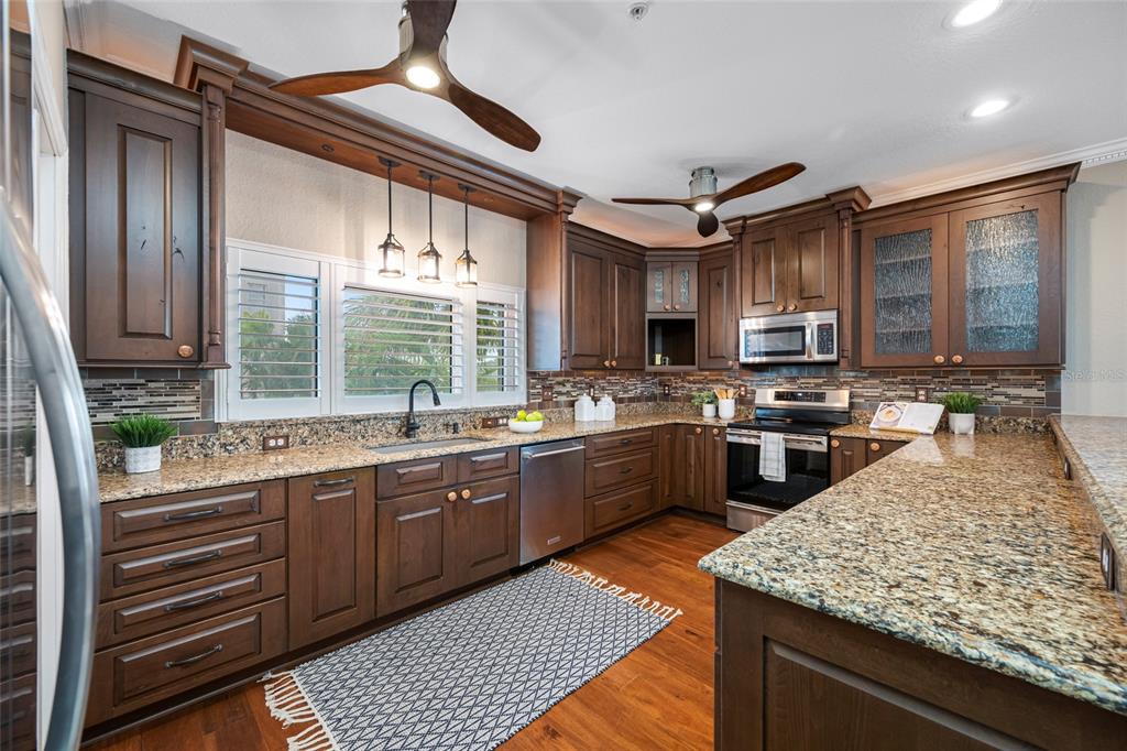 8575 Sunset Court Treasure Island, FL 33706 - Photo 22 of 45